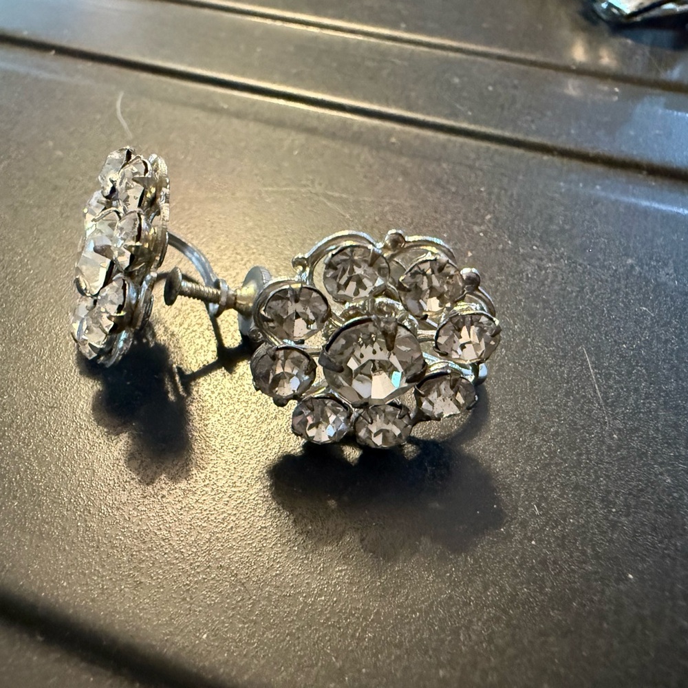 Weiss Elegant Silver Floral Earrings